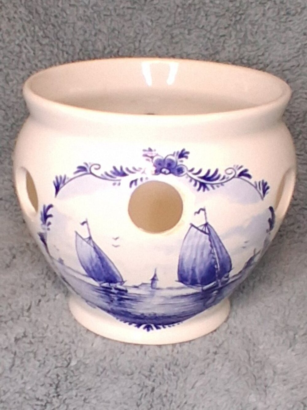 Vt'g Delft Blue Ceramic Bulb Pot Planter | Holland Windmill Sailboat | Breck's - Picture 3 of 16